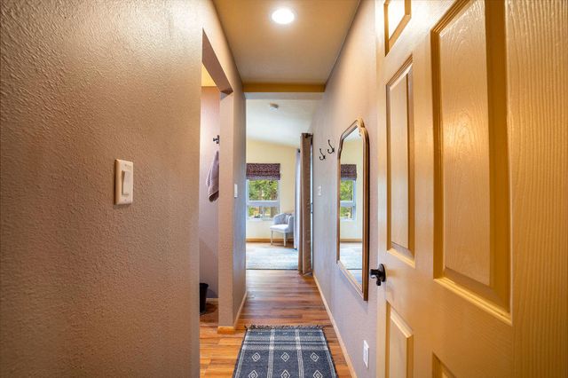 25169 Franklin Drive, Idyllwild, CA 92549