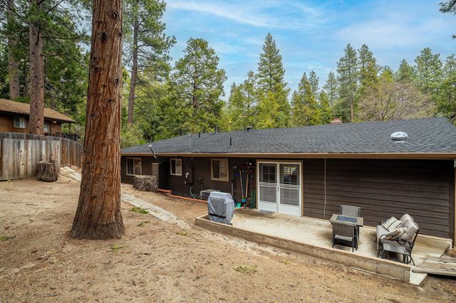 25169 Franklin Drive, Idyllwild, CA 92549