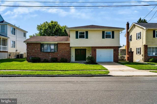 420 OAKLAND AVE, Bellmawr, NJ 08031
