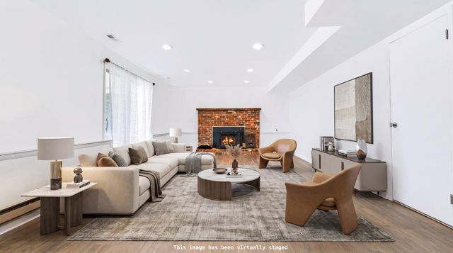 420 OAKLAND AVE, Bellmawr, NJ 08031