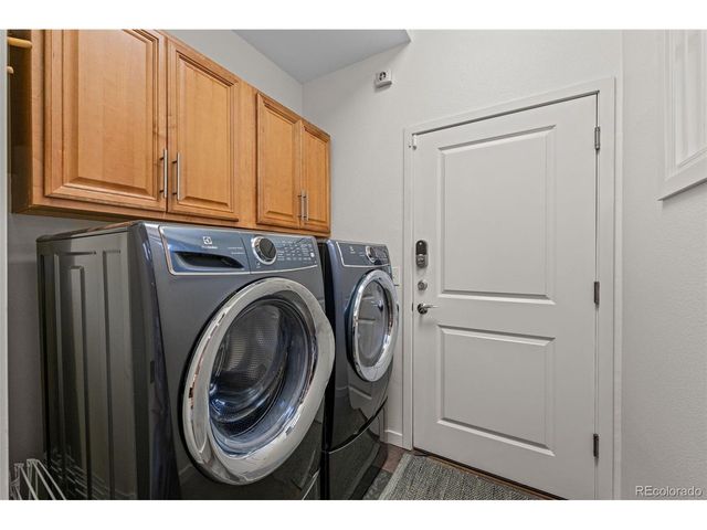 6 S Madison St, Denver, CO 80209