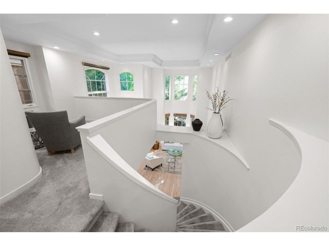 6 S Madison St, Denver, CO 80209