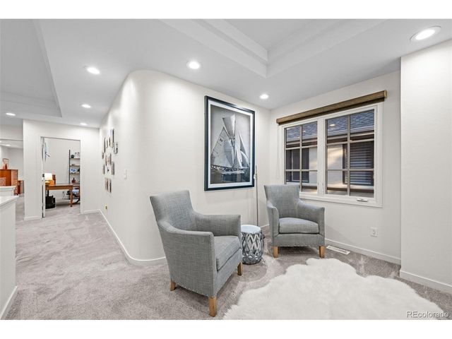 6 S Madison St, Denver, CO 80209