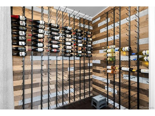 6 S Madison St, Denver, CO 80209