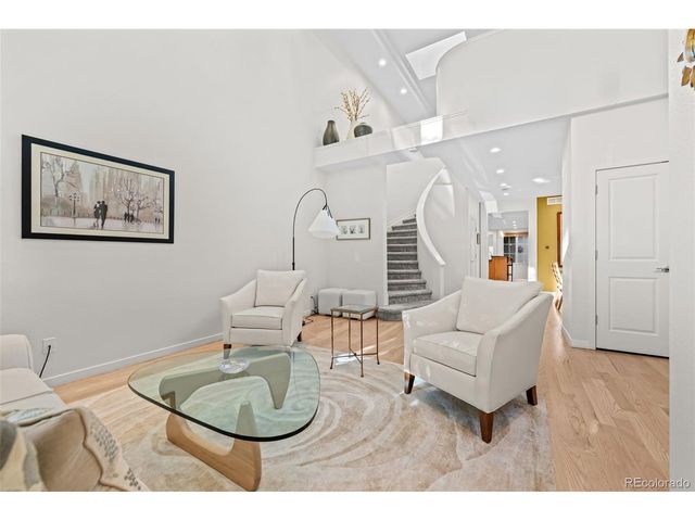 6 S Madison St, Denver, CO 80209