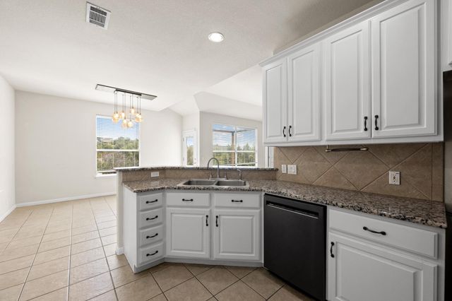 10210 Twin Lake LOOP, Dripping Springs, TX 78620