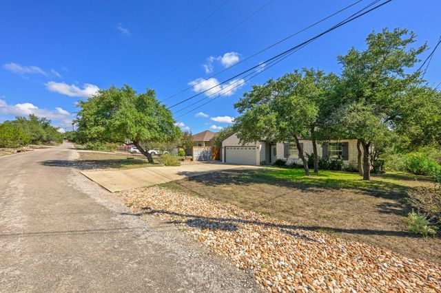 10210 Twin Lake LOOP, Dripping Springs, TX 78620