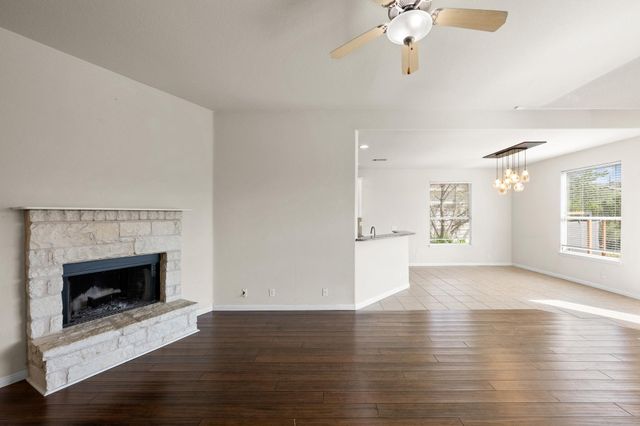 10210 Twin Lake LOOP, Dripping Springs, TX 78620