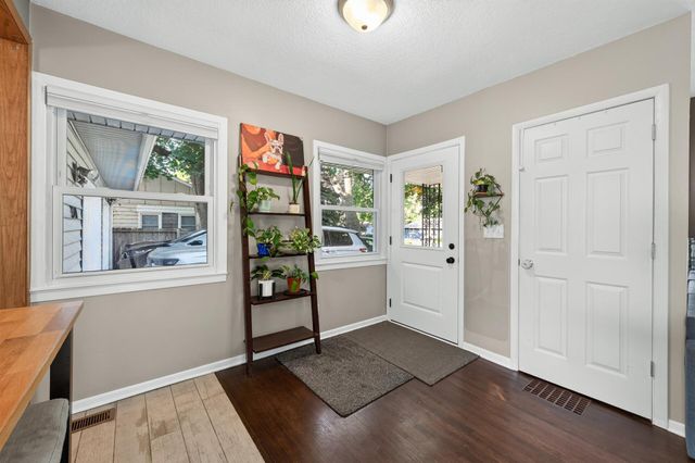 3340 Noble Avenue N, Golden Valley, MN 55422