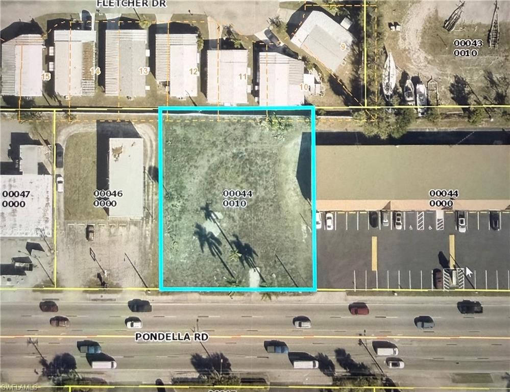 98 Pondella RD, NORTH FORT MYERS, FL 33903 — exterior