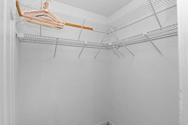 105 Woodcreek, Dothan, AL 36301