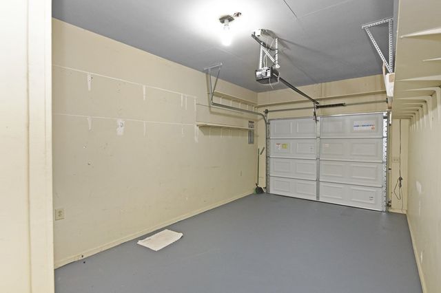 105 Woodcreek, Dothan, AL 36301