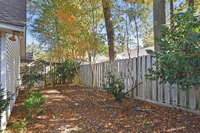 105 Woodcreek, Dothan, AL 36301