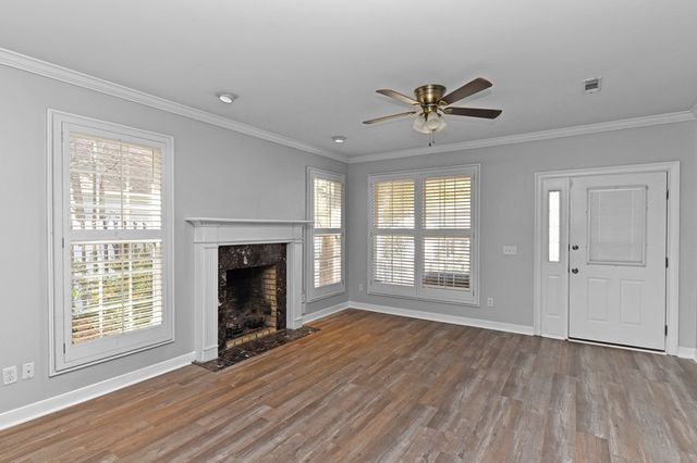 105 Woodcreek, Dothan, AL 36301