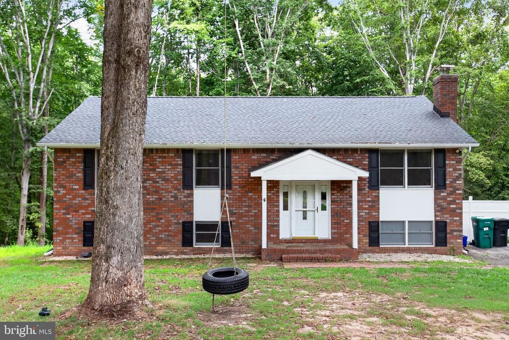 4104 GREEN SPRING ST, Waldorf, MD 20601