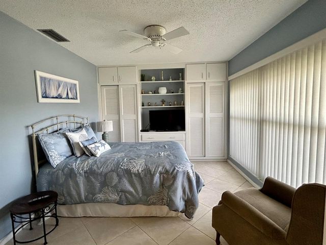2711 SW 13th Street B, Delray Beach, FL 33445