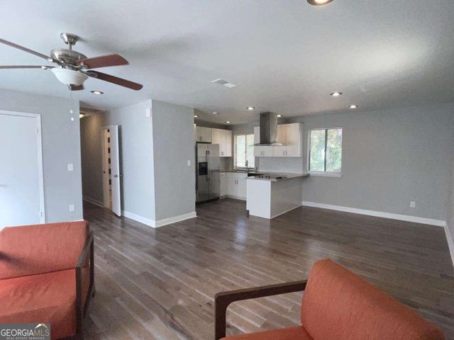 1674 Freedom Valley, Decatur, GA 30032