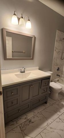 5201 NW 25th St, Lauderhill, FL 33313