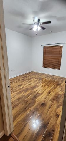 5201 NW 25th St, Lauderhill, FL 33313