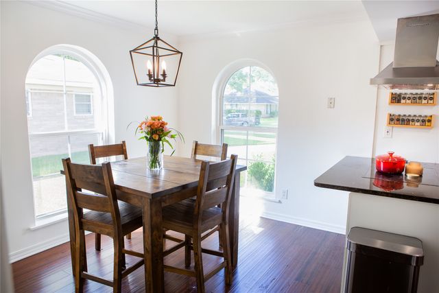 7500 Camelback Drive, Shreveport, LA 71105