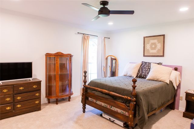 7500 Camelback Drive, Shreveport, LA 71105