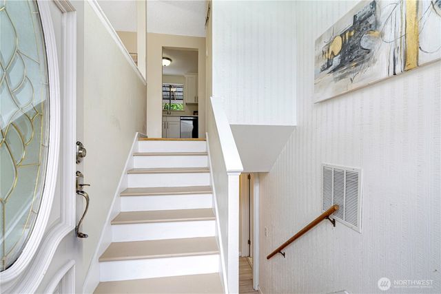 16515 N Linden Ave N, Shoreline, WA 98133