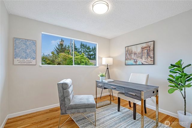 16515 N Linden Ave N, Shoreline, WA 98133