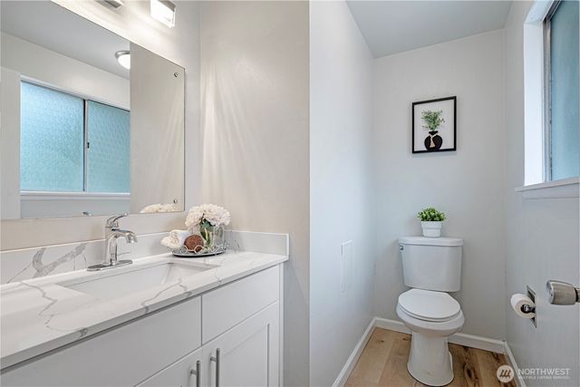 16515 N Linden Ave N, Shoreline, WA 98133