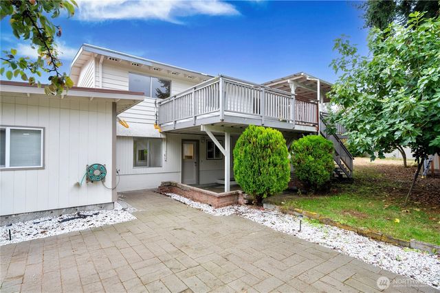 16515 N Linden Ave N, Shoreline, WA 98133