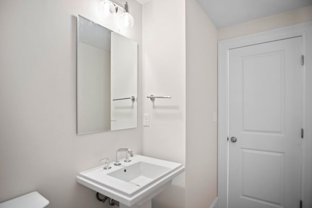 18 Talbot Lane 18, Reading, MA 01867