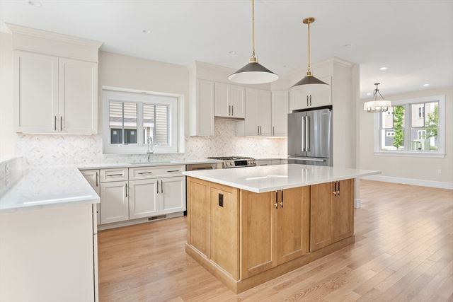 18 Talbot Lane 18, Reading, MA 01867