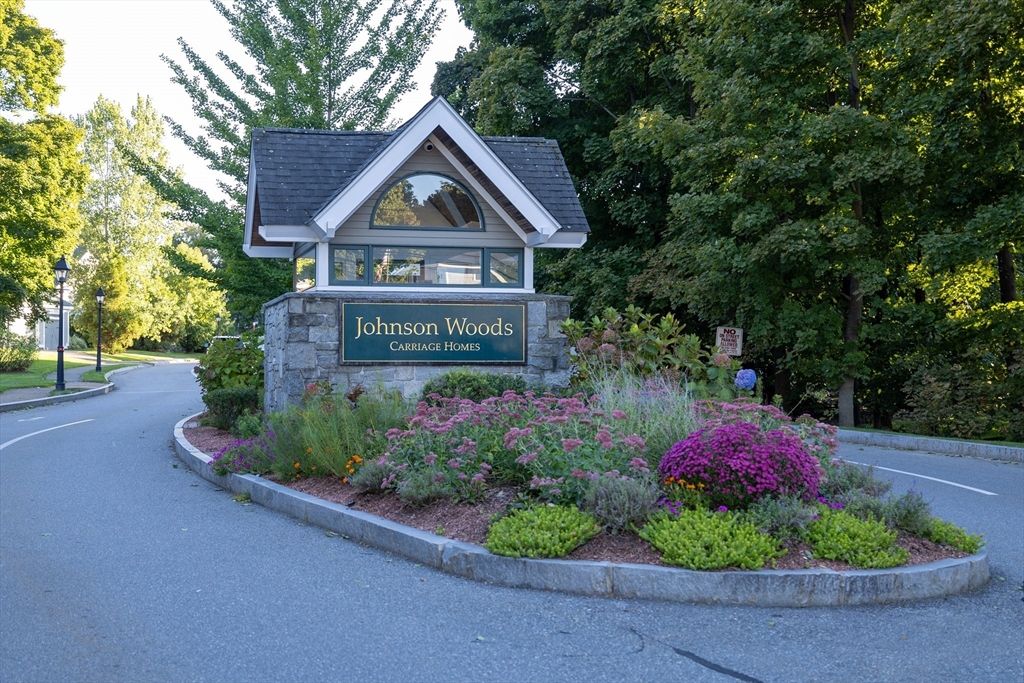 18 Talbot Lane 18, Reading, MA 01867