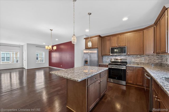 2683 Harvard Road, Berkley, MI 48072