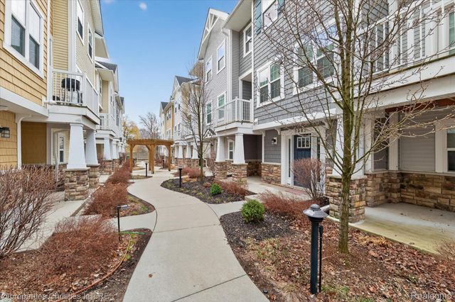 2683 Harvard Road, Berkley, MI 48072