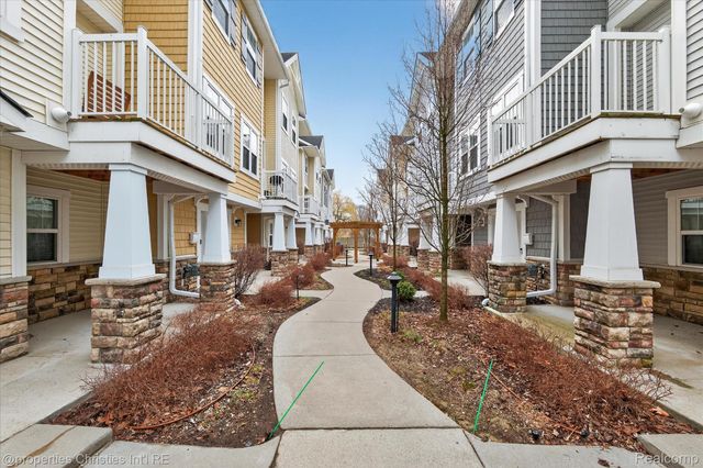 2683 Harvard Road, Berkley, MI 48072