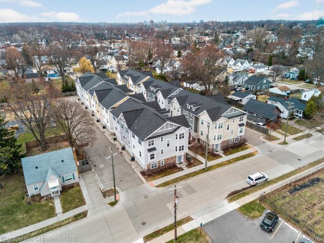 2683 Harvard Road, Berkley, MI 48072