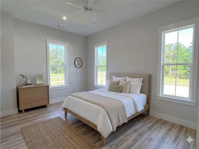 231 Salt Creek Way E, Brunswick, GA 31523