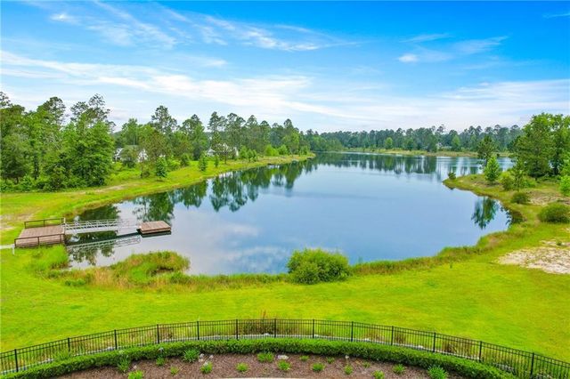 231 Salt Creek Way E, Brunswick, GA 31523