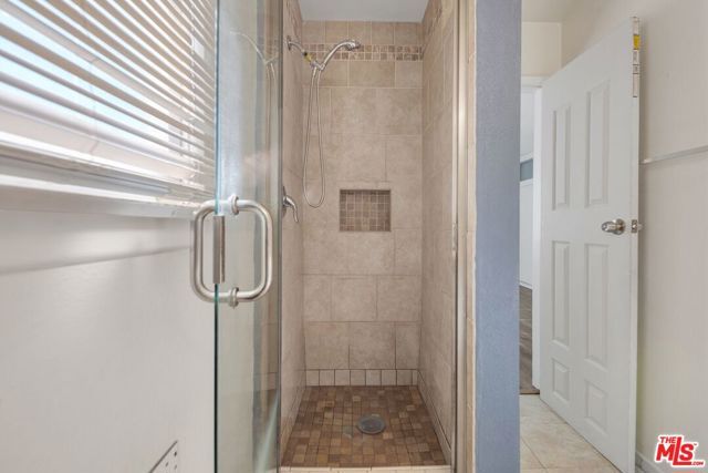 5122 W Avenue L10, Lancaster, CA 93536