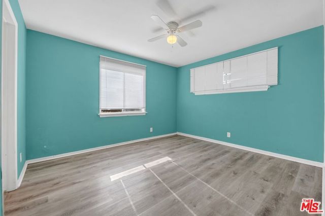 5122 W Avenue L10, Lancaster, CA 93536