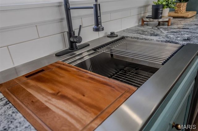 804 E Main Street, Richland, MO 65556