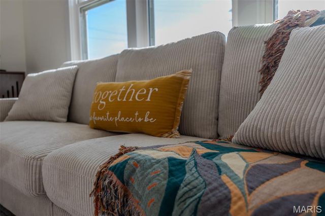 804 E Main Street, Richland, MO 65556