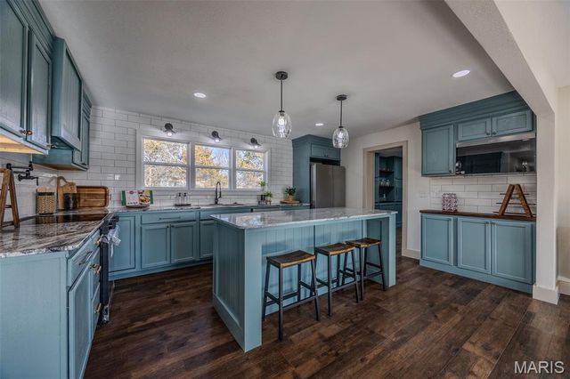 804 E Main Street, Richland, MO 65556