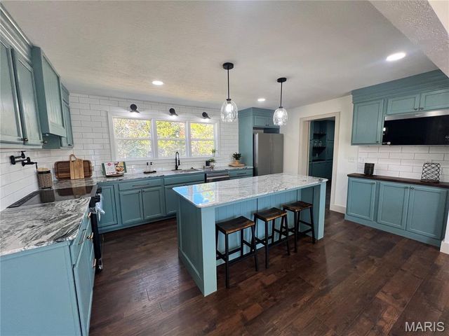 804 E Main Street, Richland, MO 65556