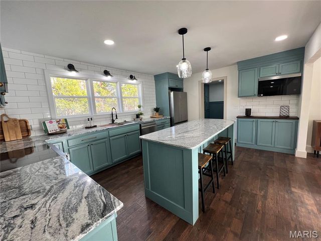 804 E Main Street, Richland, MO 65556