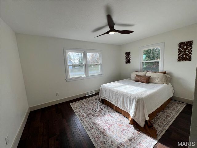 804 E Main Street, Richland, MO 65556