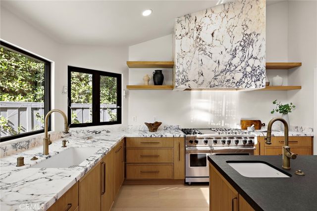 1700 Port Ashley, Newport Beach, CA 92660