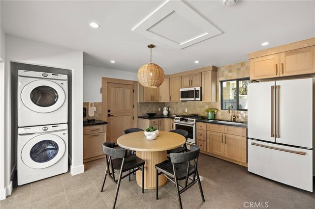 1700 Port Ashley, Newport Beach, CA 92660