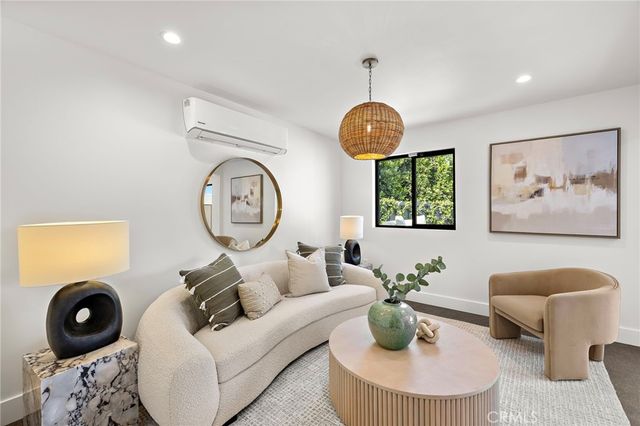 1700 Port Ashley, Newport Beach, CA 92660