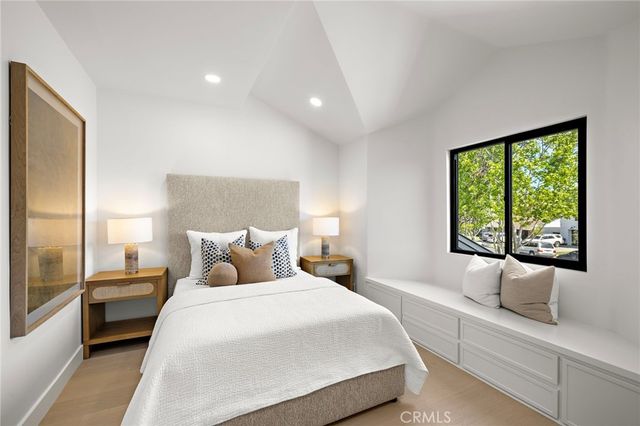 1700 Port Ashley, Newport Beach, CA 92660